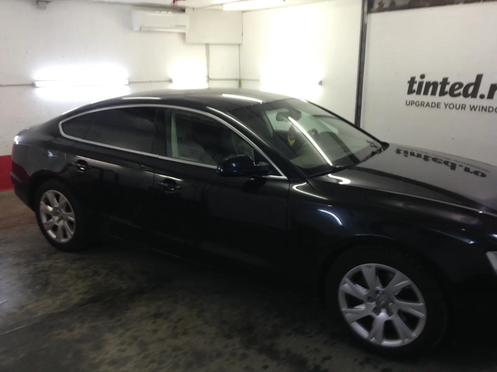 Folie auto LLumar ATR05 Audi A5 Sportback Phantom Black Pearl