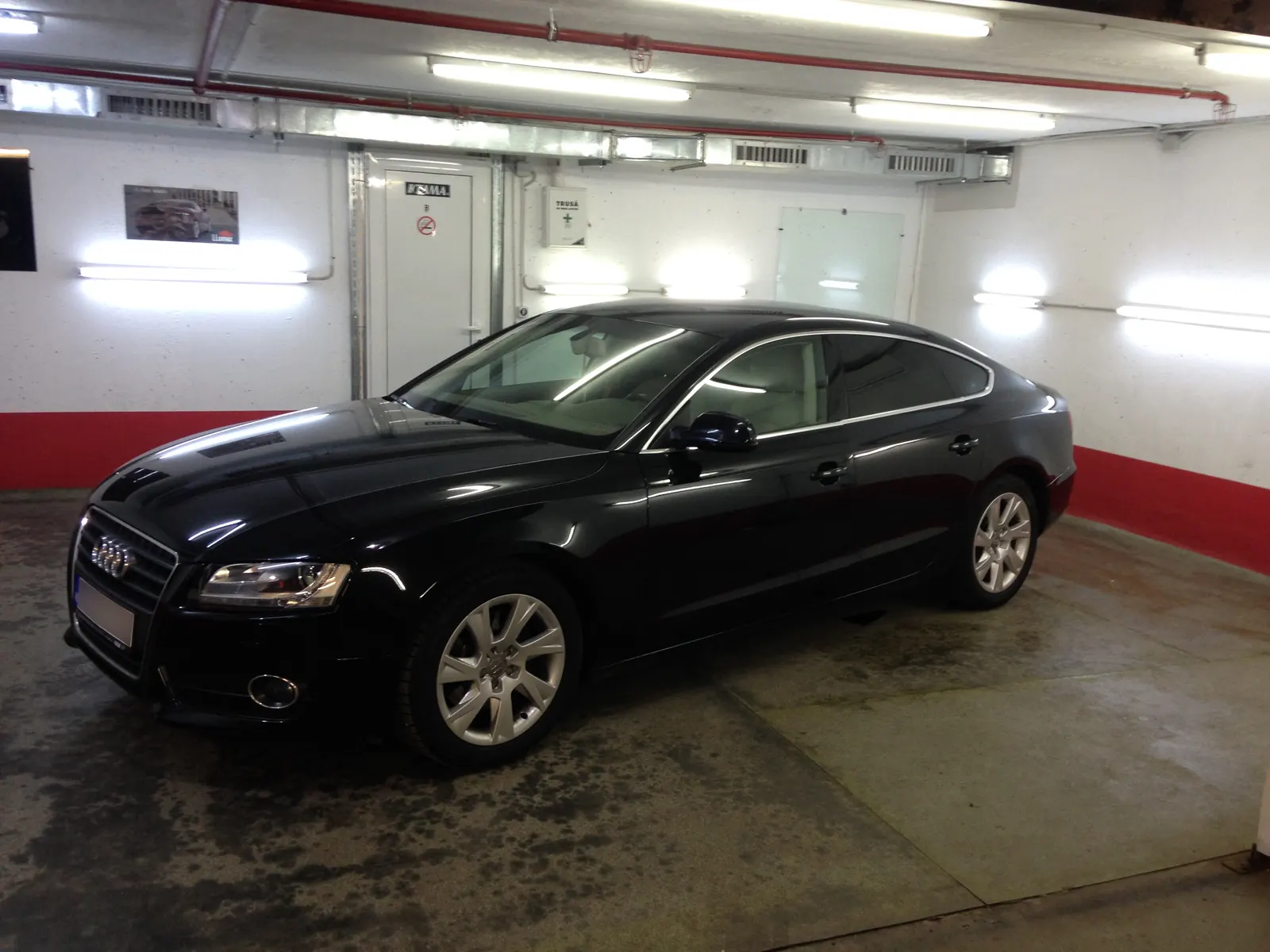 Audi A5 Phantom Black Pearl – foliere completă LLumar ATR05