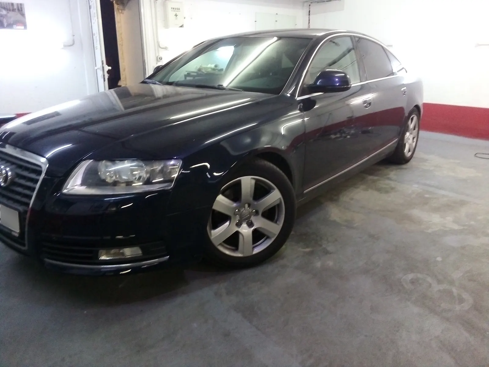 Audi A6 albastru închis – geamuri fumurii LLumar CTX15