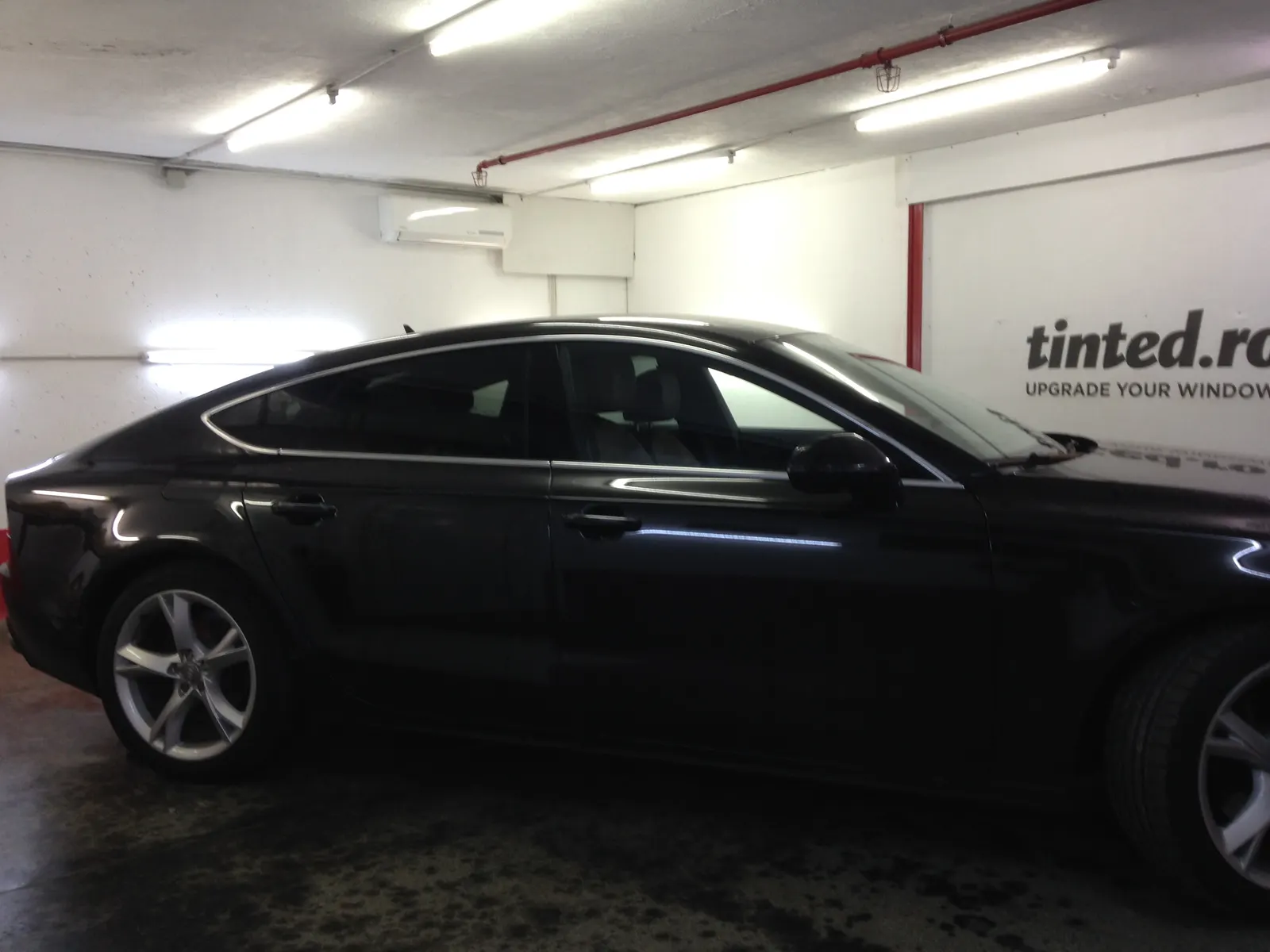 Folie auto LLumar CTX35 Audi A7 Sportback Mythos Black Metallic