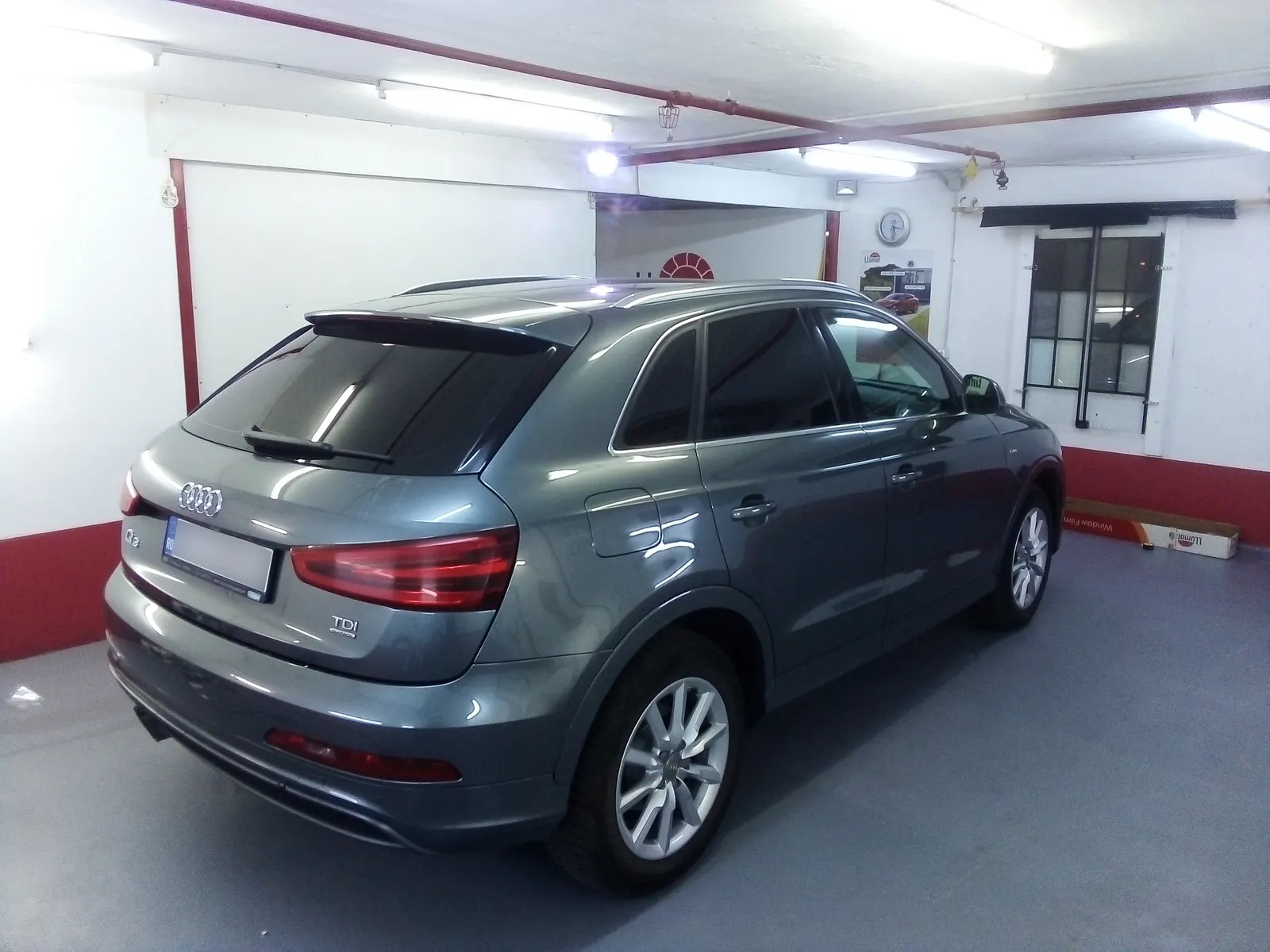 Audi Q3 Monsoon Grey – folie ceramică CTX05 geamuri laterale