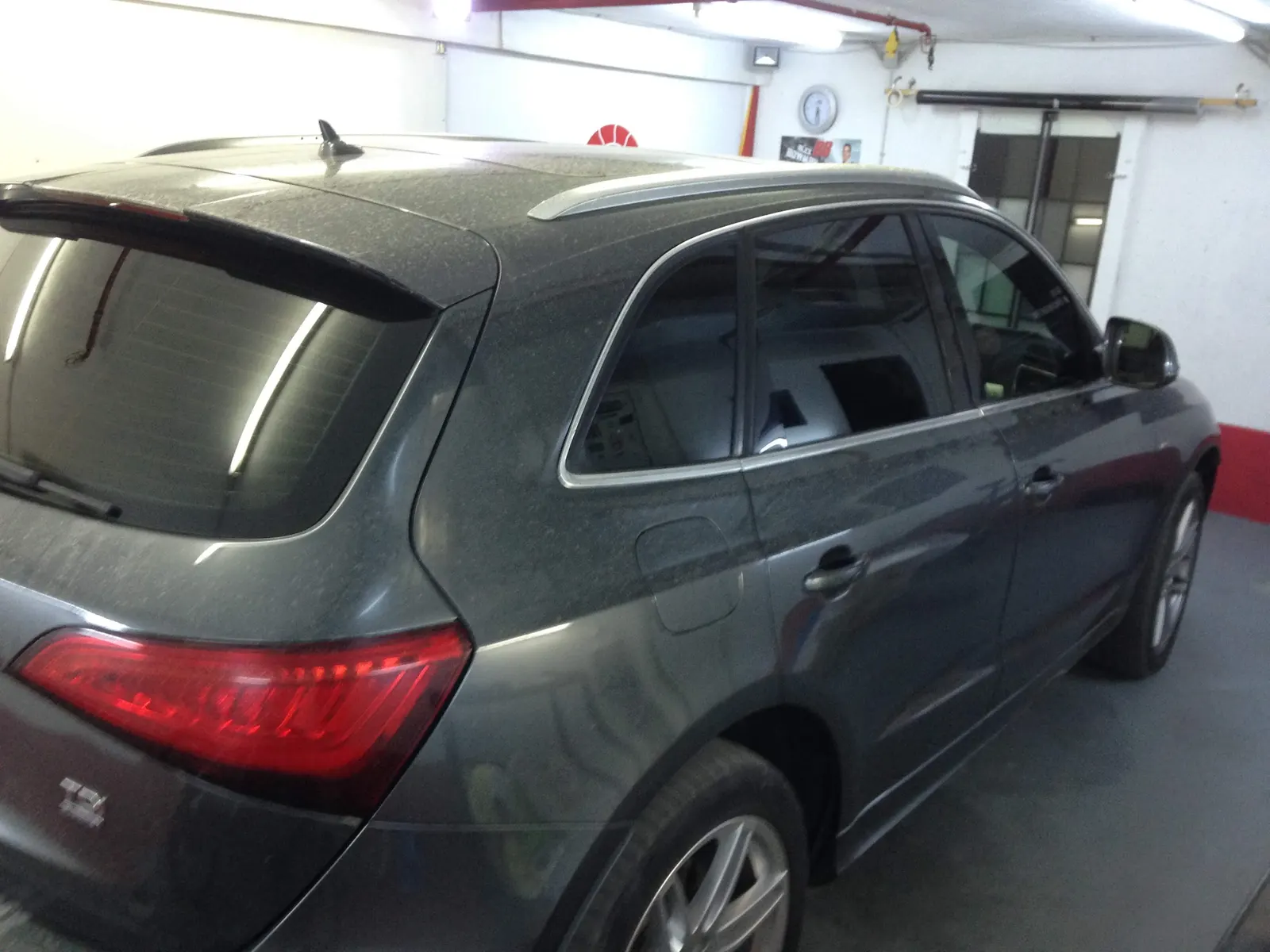 Folie auto LLumar ATR05 Audi Q5 Meteor Gray Pearl