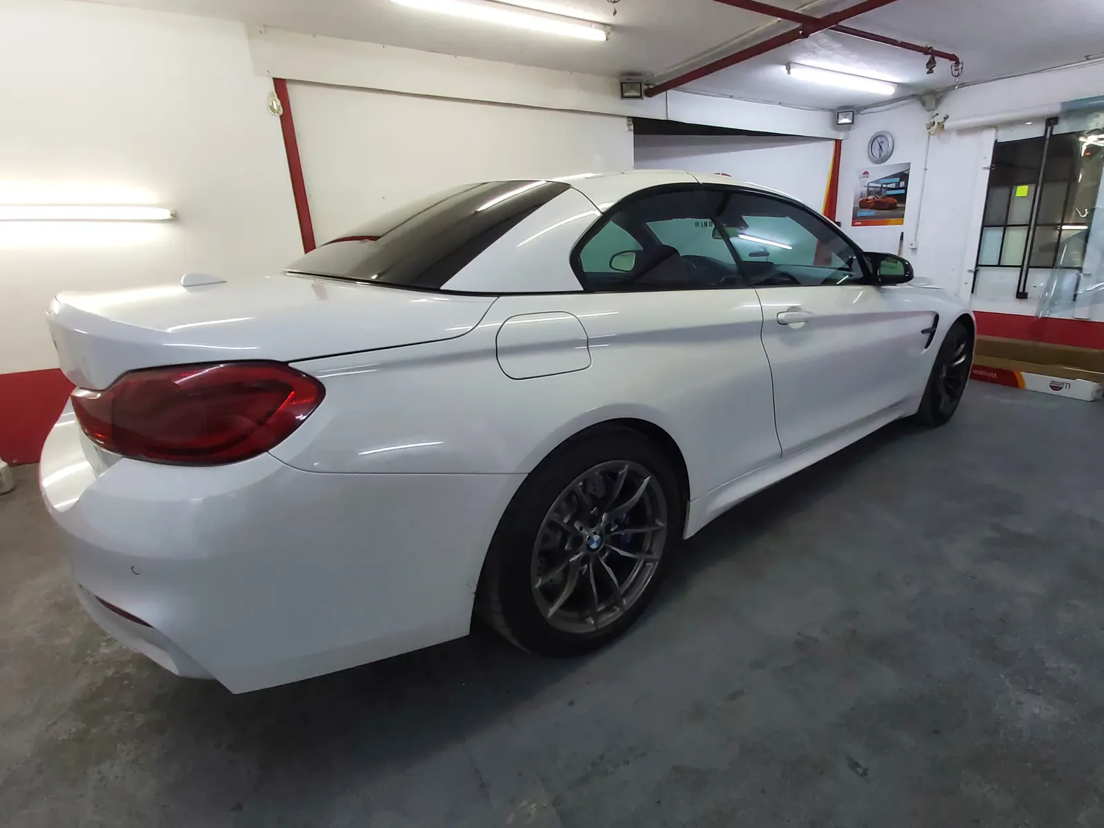 BMW Seria 4 F33 Cabrio alb – geamuri fumurii spate folie LLumar CTX05