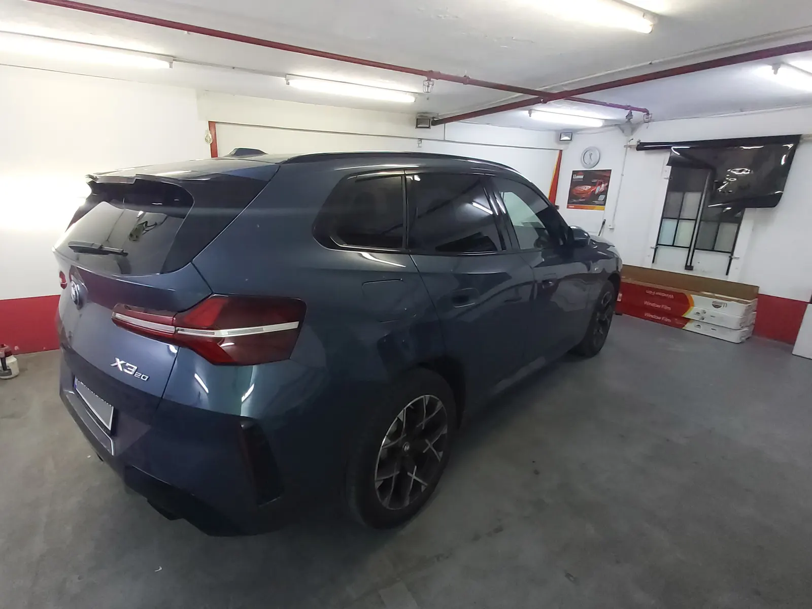 Folie auto LLumar CTX05 BMW X3 Phytonic Blue Metallic