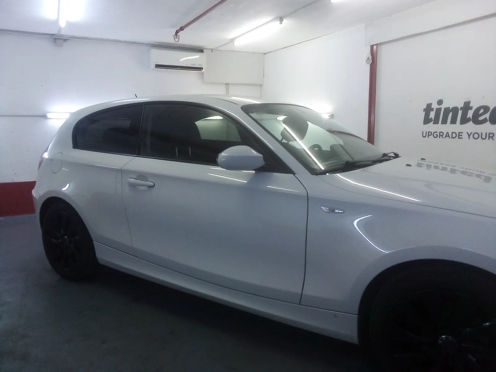 Folie auto LLumar CTX15 BMW Seria 1 F21 Alpine White