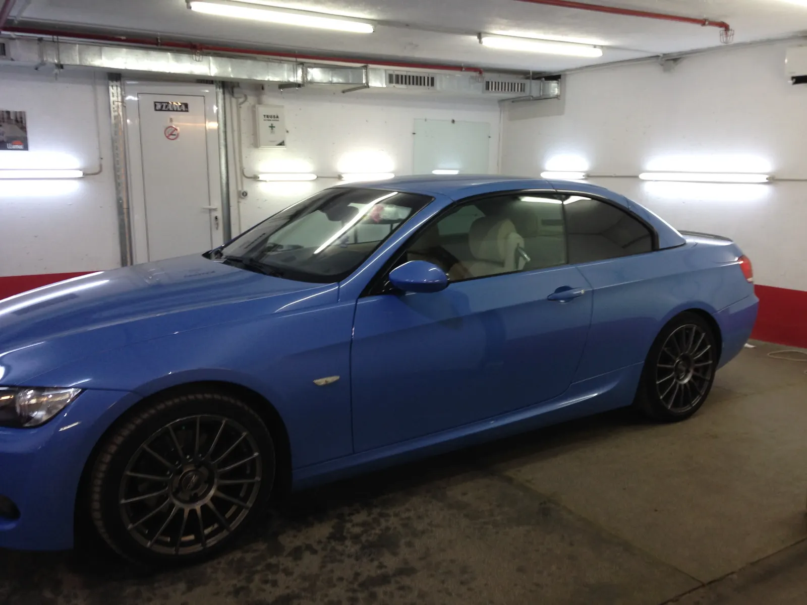 BMW Seria 3 E93 Cabrio Montego Blue – folie ATR20 geamuri laterale