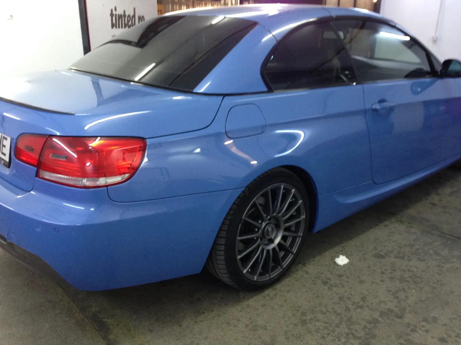 Montaj folie auto BMW Seria 3 Cabriolet E93 – Tinted Window