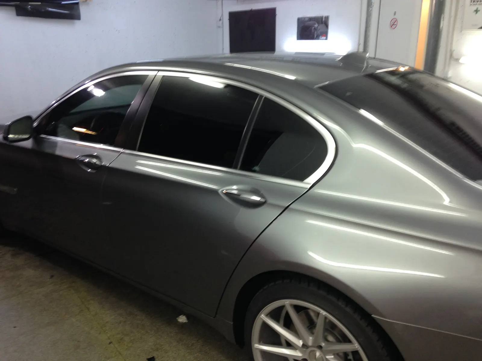 Folie auto LLumar CTX15 BMW Seria 5 F10 Glacier Silver Metallic