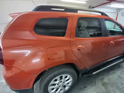 Duster Atacama Orange – ATR05 lateral
