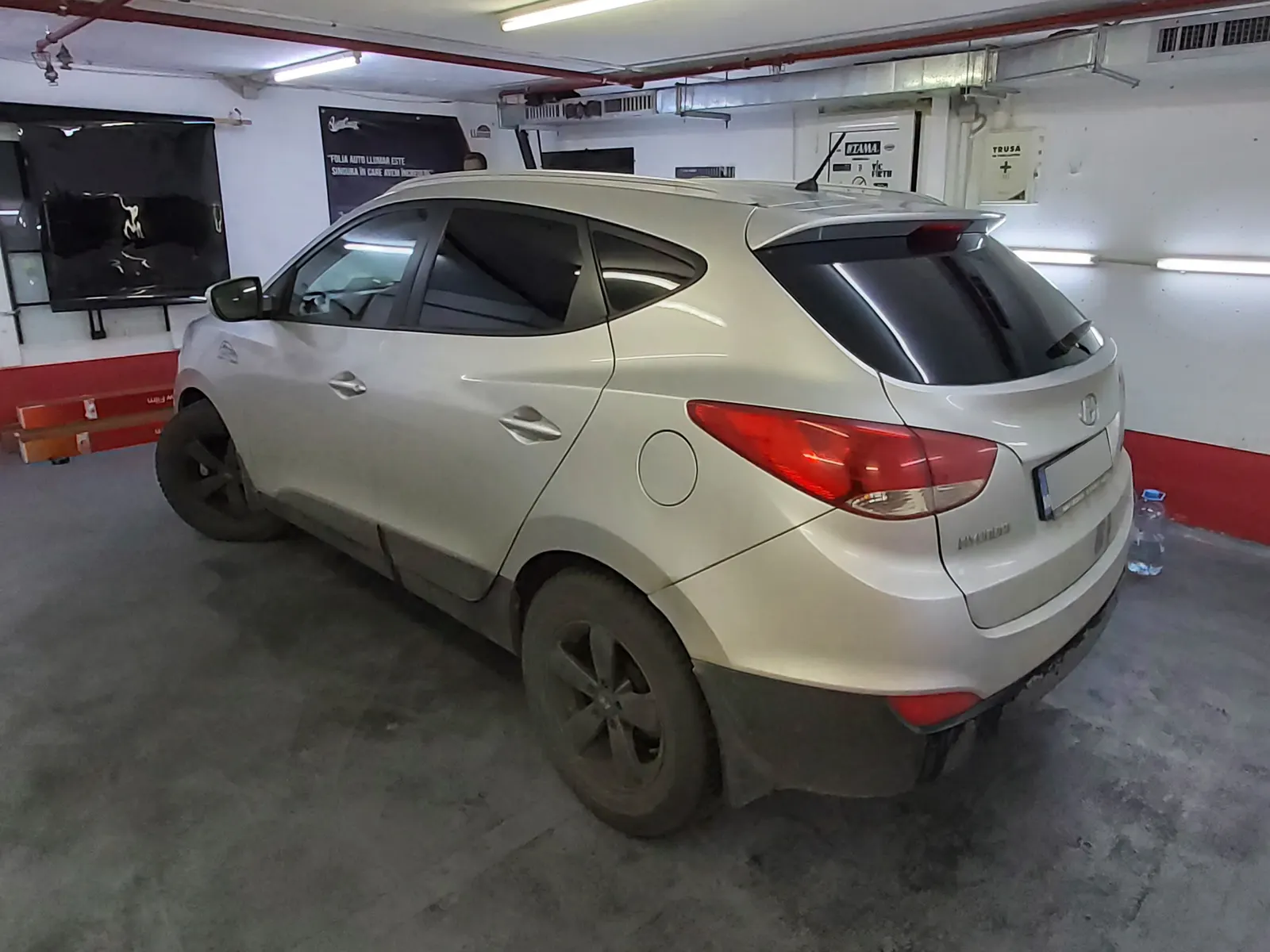 Hyundai ix35 Sahara Beige foliat cu LLumar ATR05