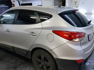 Geam față ix35 bej – ATR05 detaliu