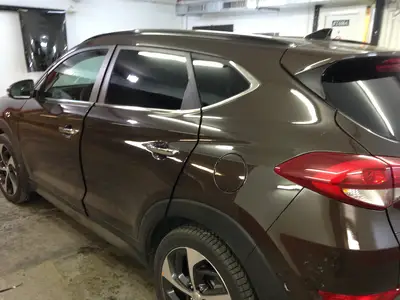 Geam lateral Tucson maro – ATR05