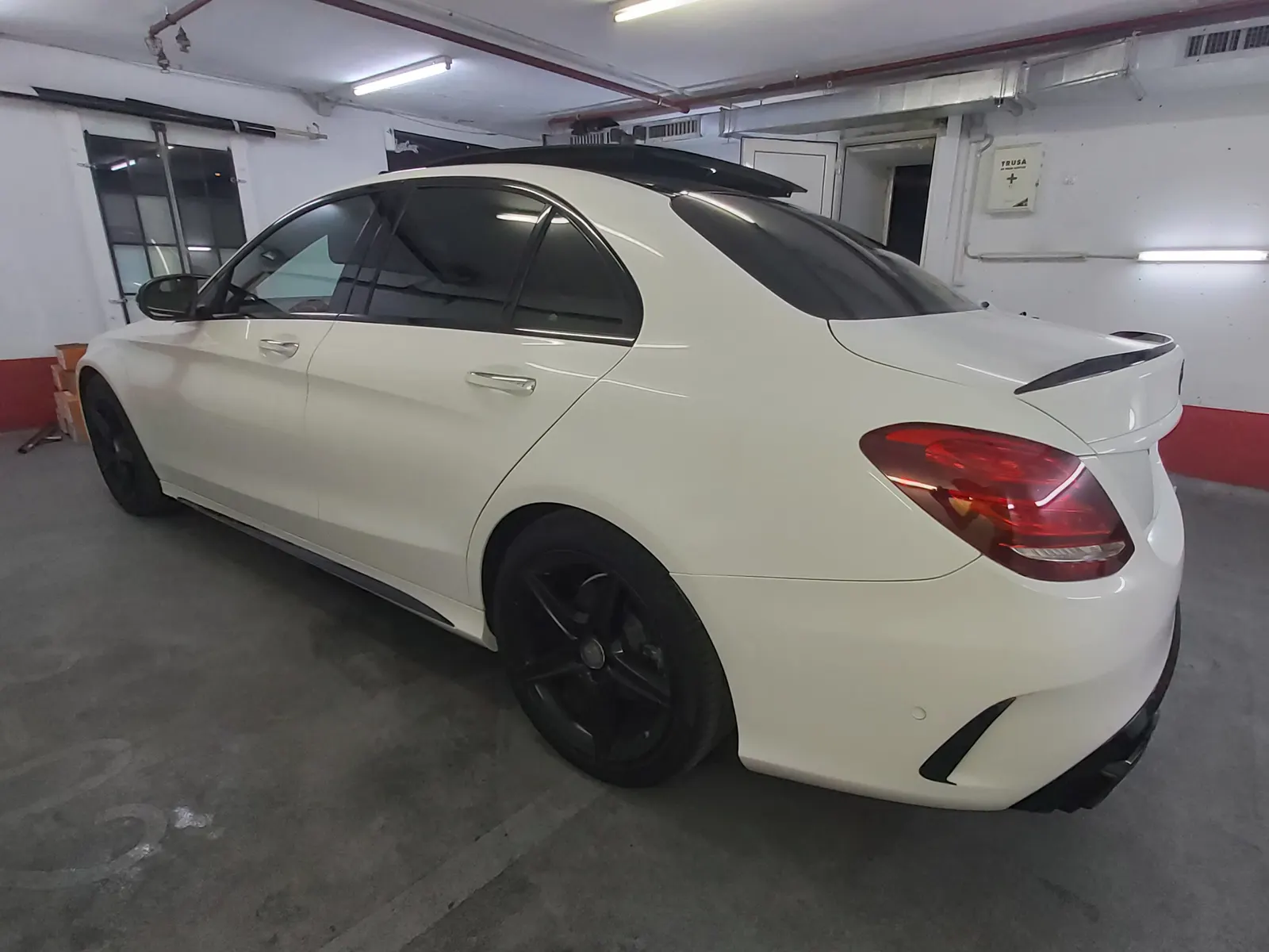 folie auto Mercedes C W205 sedan alb omologat RAR garanție LLumar