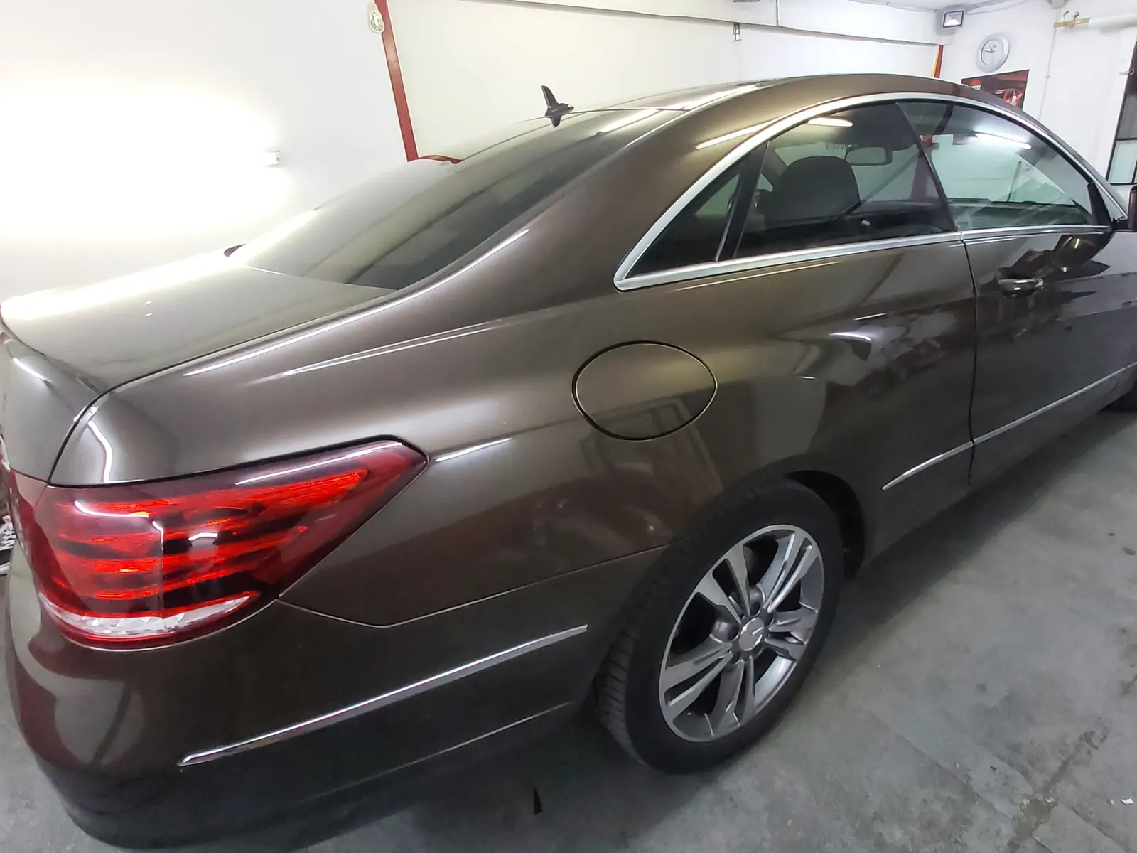 geamuri fumurii Mercedes E coupe W207 Citrine Brown Metallic folie LLumar