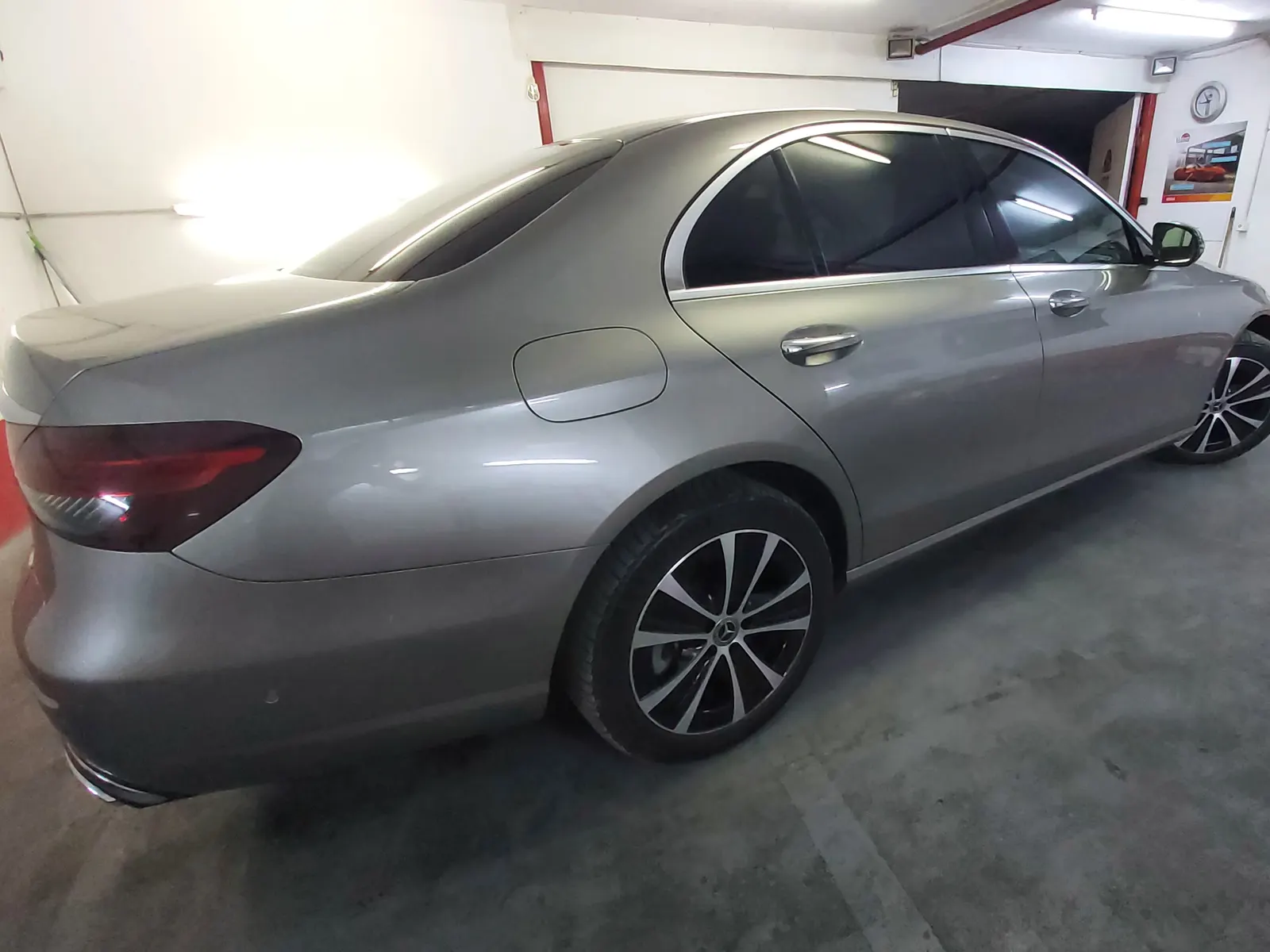 folie auto Mercedes Clasa E W213 gri selenite LLumar CTX05 ceramic