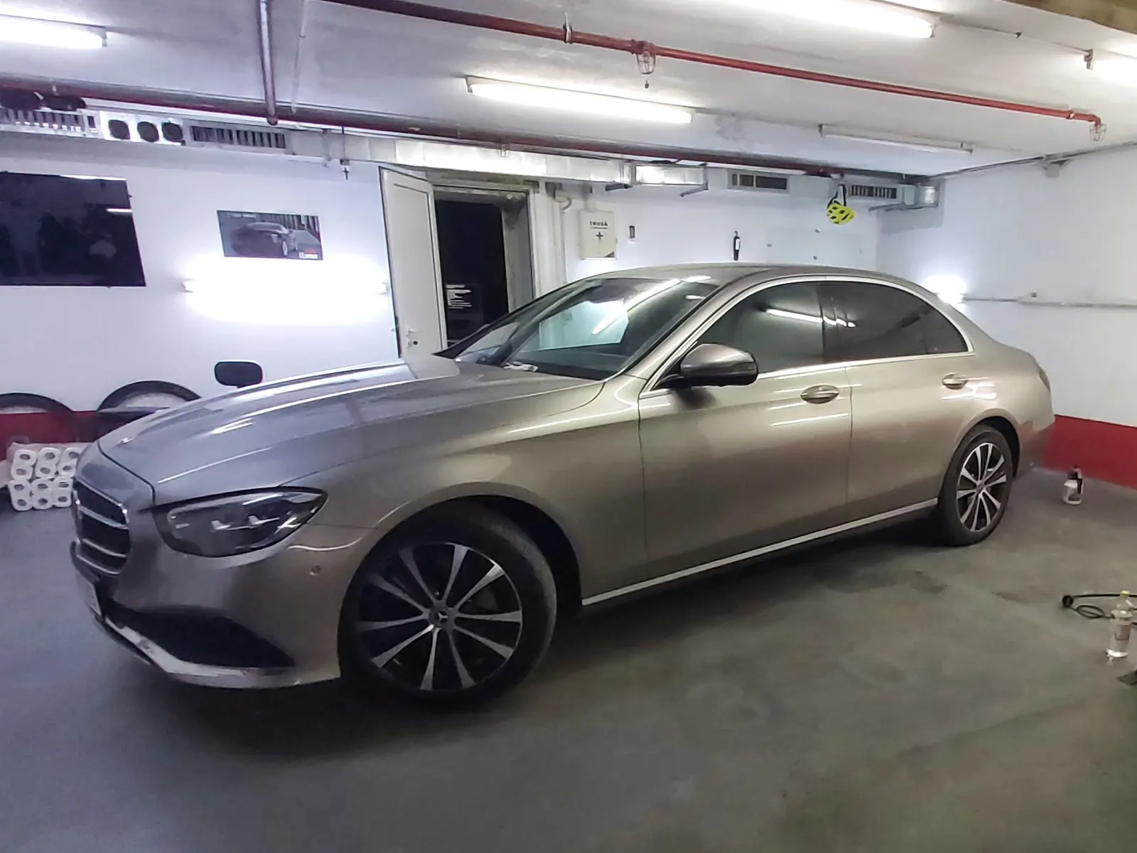 montaj folie LLumar CTX05 Mercedes Clasa E W213 gri selenite Tinted