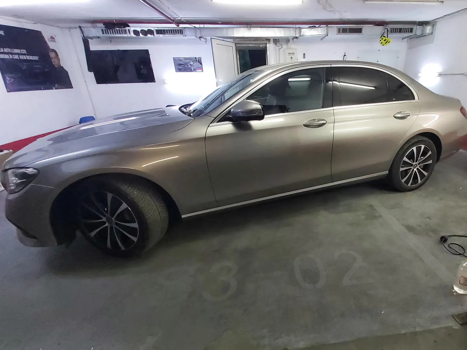 folie auto Mercedes E W213 gri selenite CTX05 ceramic fără demontări