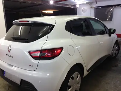 Clio alb – LLumar CTX15