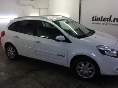 Clio Estate generația a treia alb – CTX35 spate