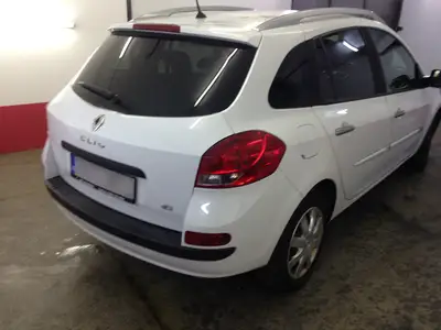 Clio Estate generația a treia alb – geam CTX35