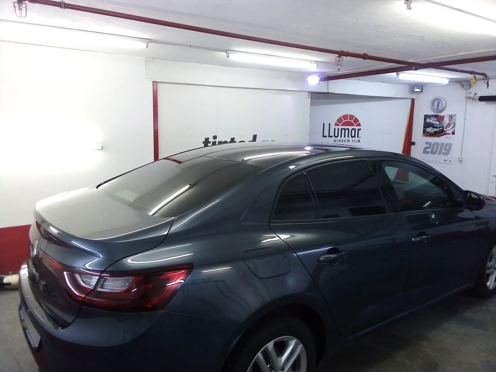 Megane generația a patra albastru iron – folie ATR05 geam față lateral