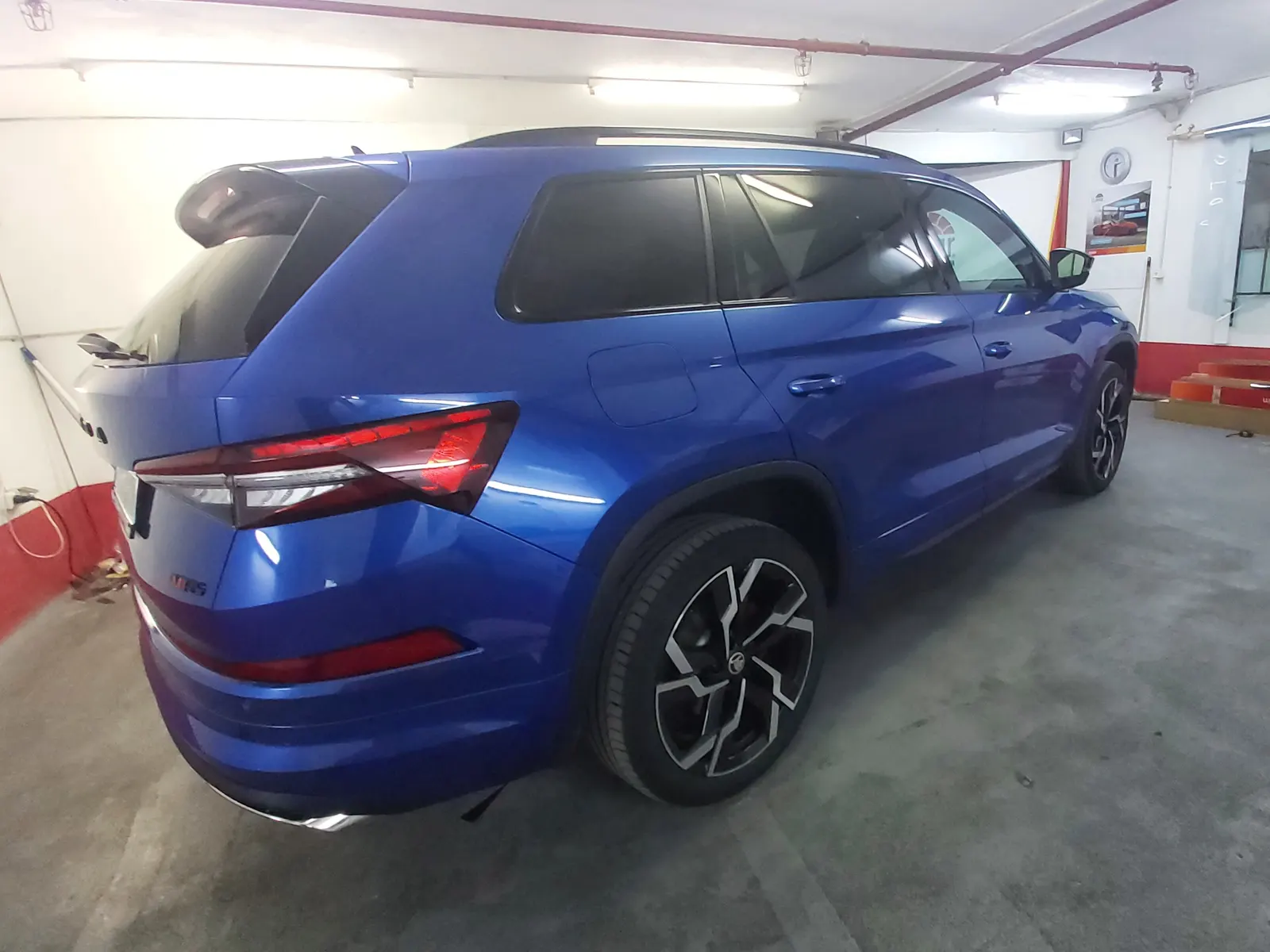 Kodiaq gen 2 albastru foliere ATR20 laterale AIR80 față aplicat Tinted