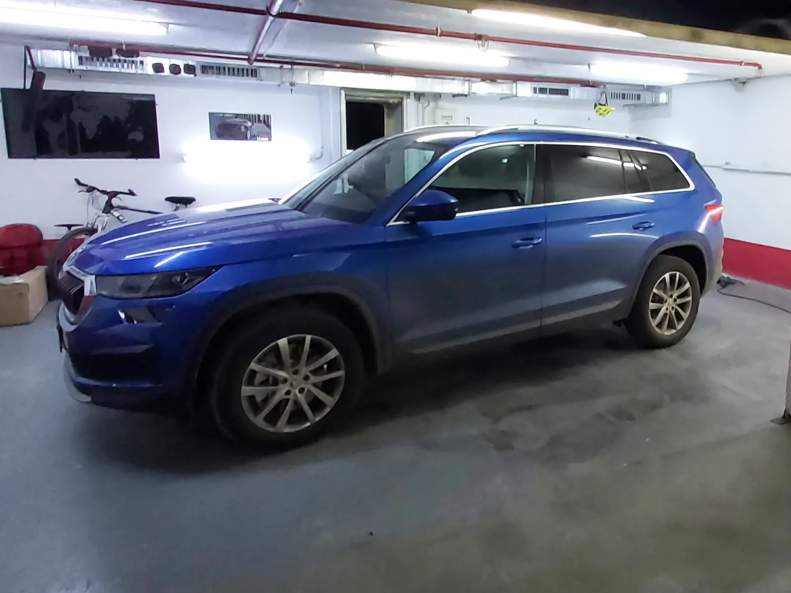 Kodiaq Race Blue Metallic rezultat final folie LLumar CTX05 geamuri laterale