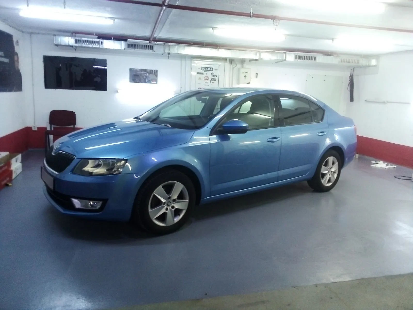 Skoda Octavia Denim Blue cu folie ceramică LLumar CTX50 omologată RAR