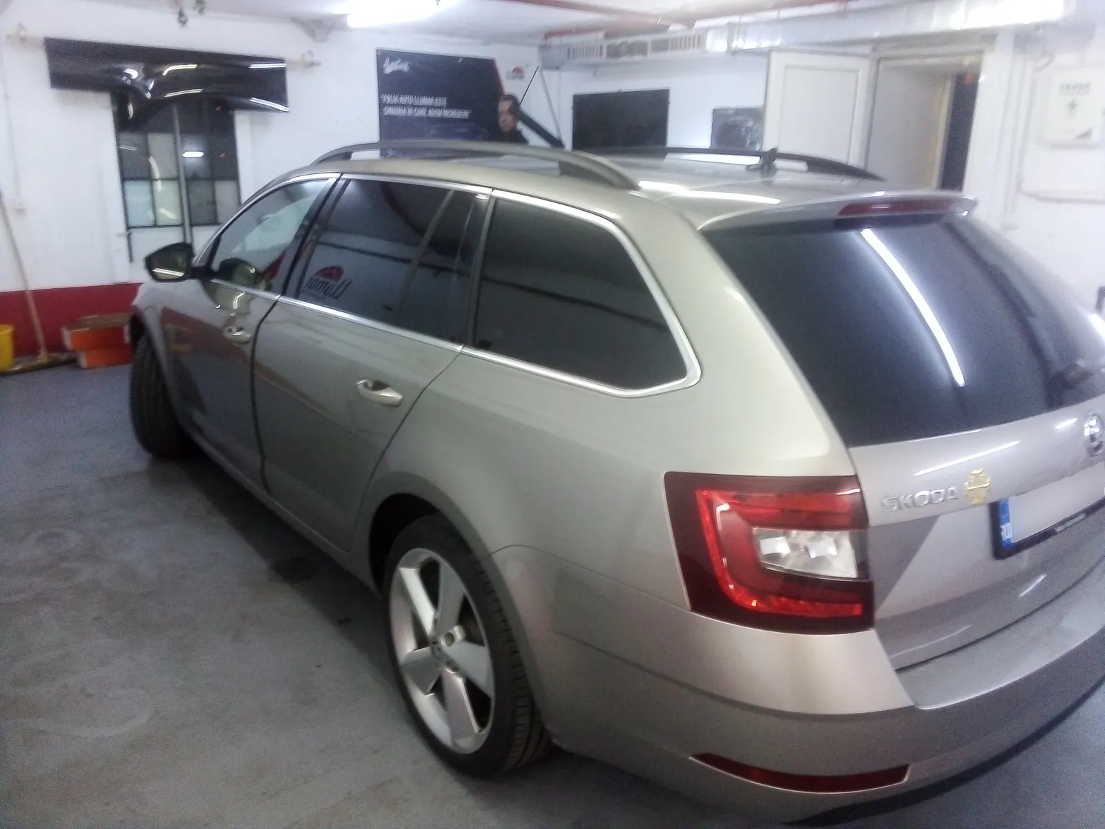 folie auto Skoda Octavia estate gen 3 Cappuccino Beige geamuri LLumar ATR05