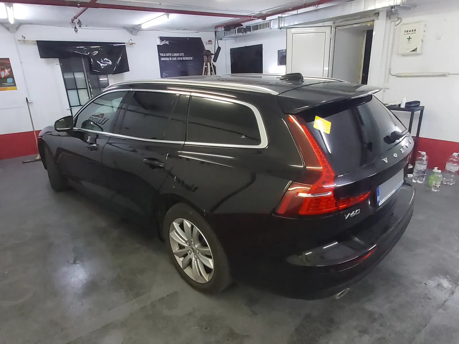Volvo V60 break Onyx Black folie auto CTX05 confort termic maxim