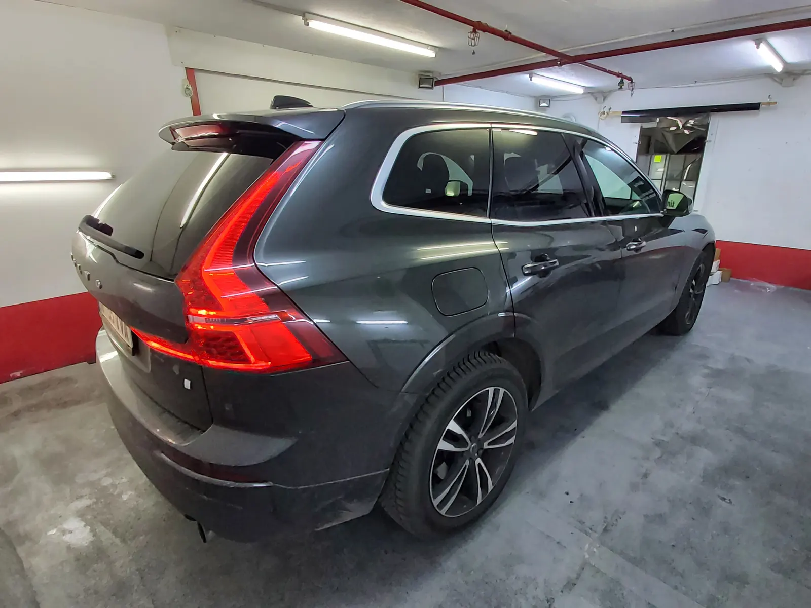 XC60 gri geamuri tratate cu folie solară ceramică CTX15