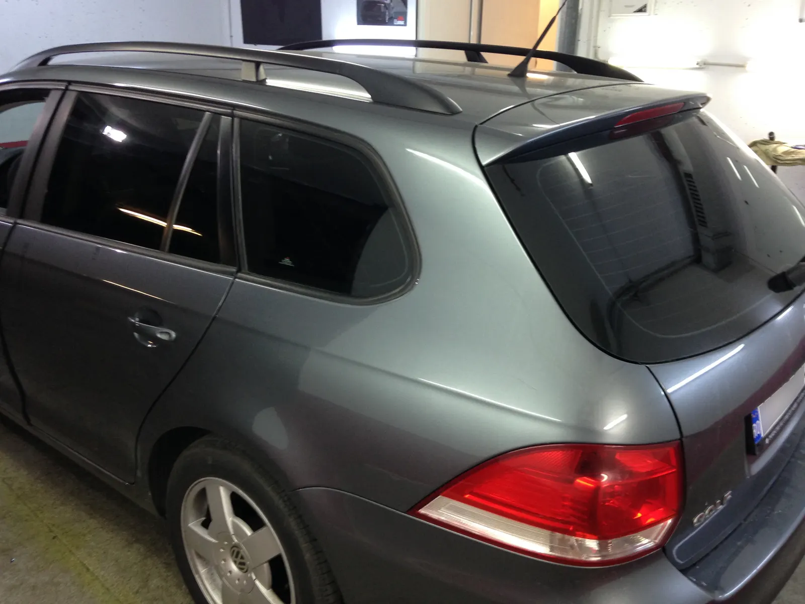 montaj folie Golf 6 Variant United Grey Metallic Bucuresti RAR