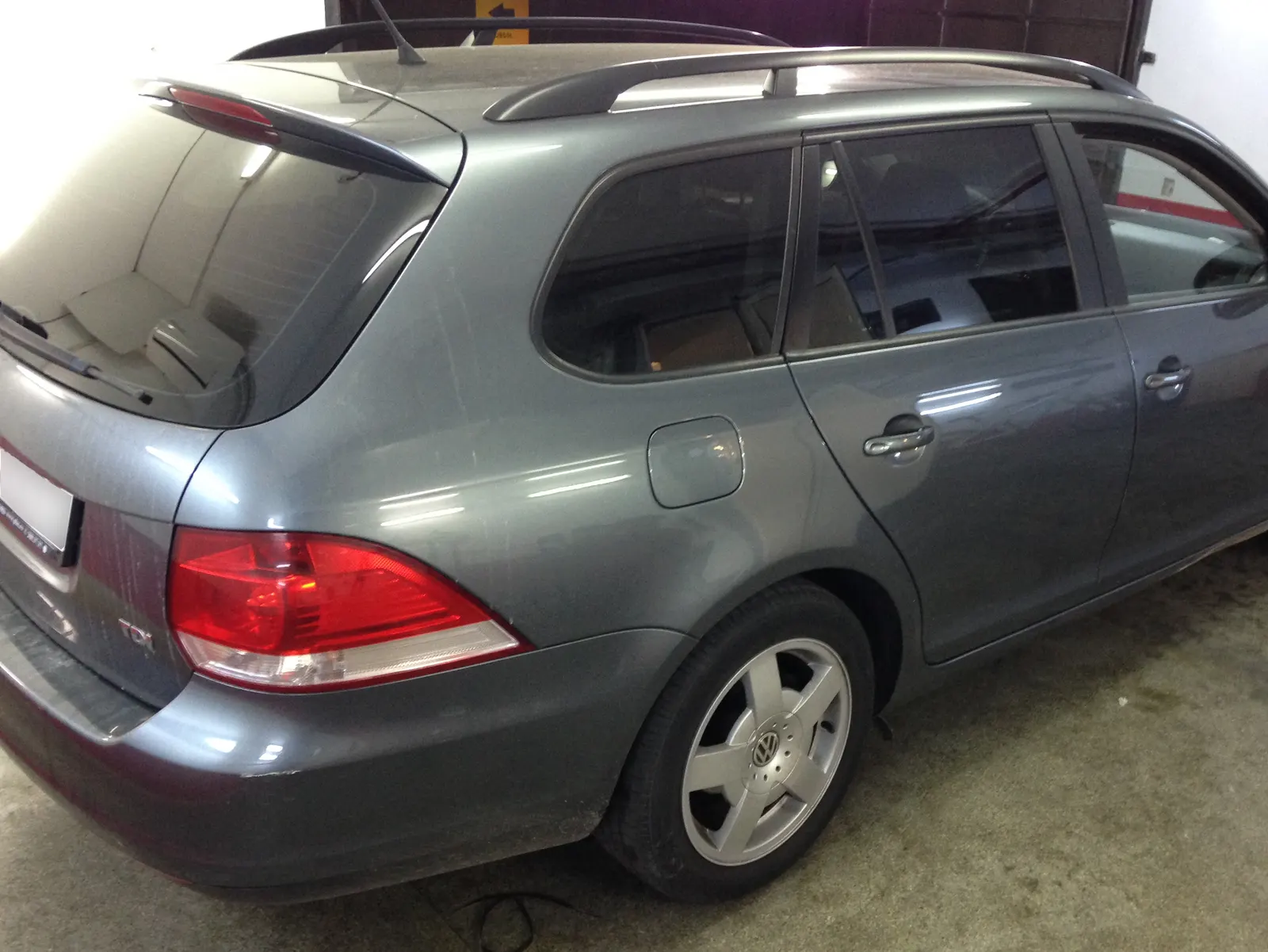 folie luneta VW Golf Variant dintr-o bucata LLumar ATR20