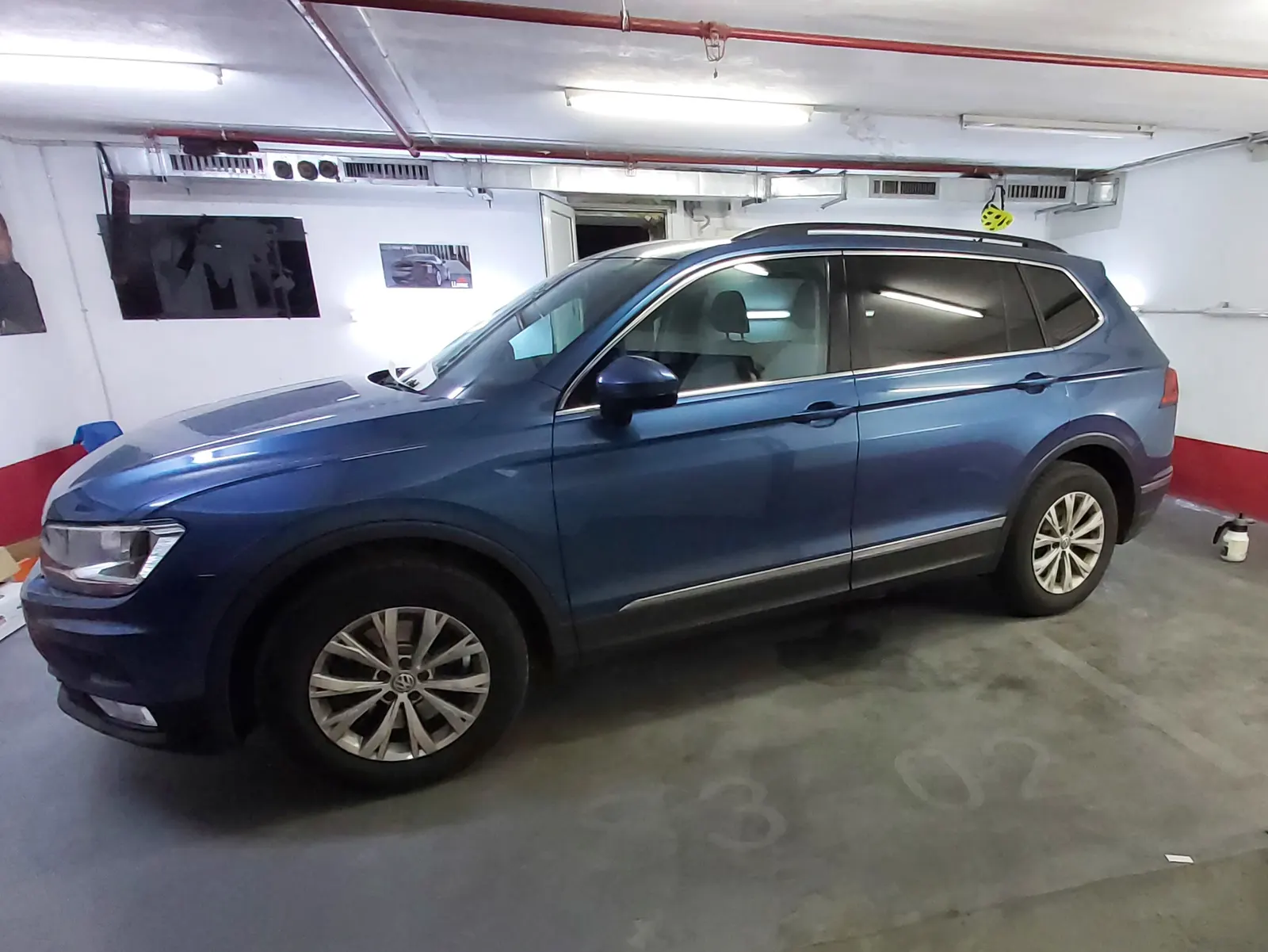 Tiguan Allspace folie intensa CTX35 aspect fumuriu pronuntat