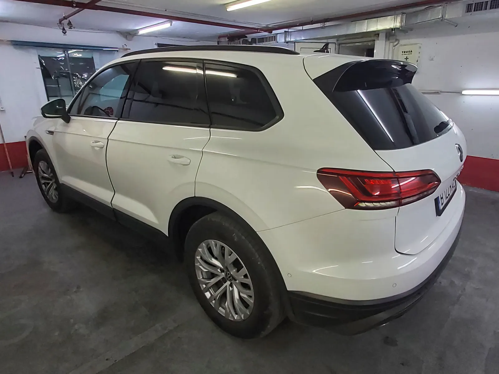 folie auto SUV premium VW Touareg CTX15 ceramic Bucuresti