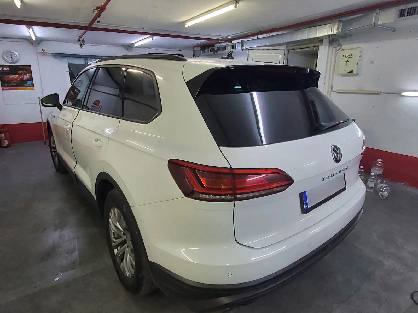 VW Touareg folie LLumar omologat RAR montaj profesional Bucuresti