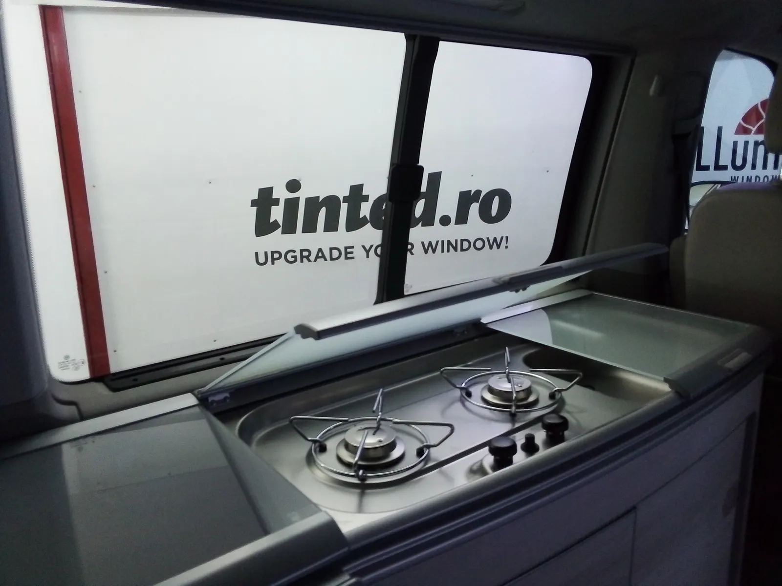 interior VW California T6 aragaz bucatarie integrata folie LLumar