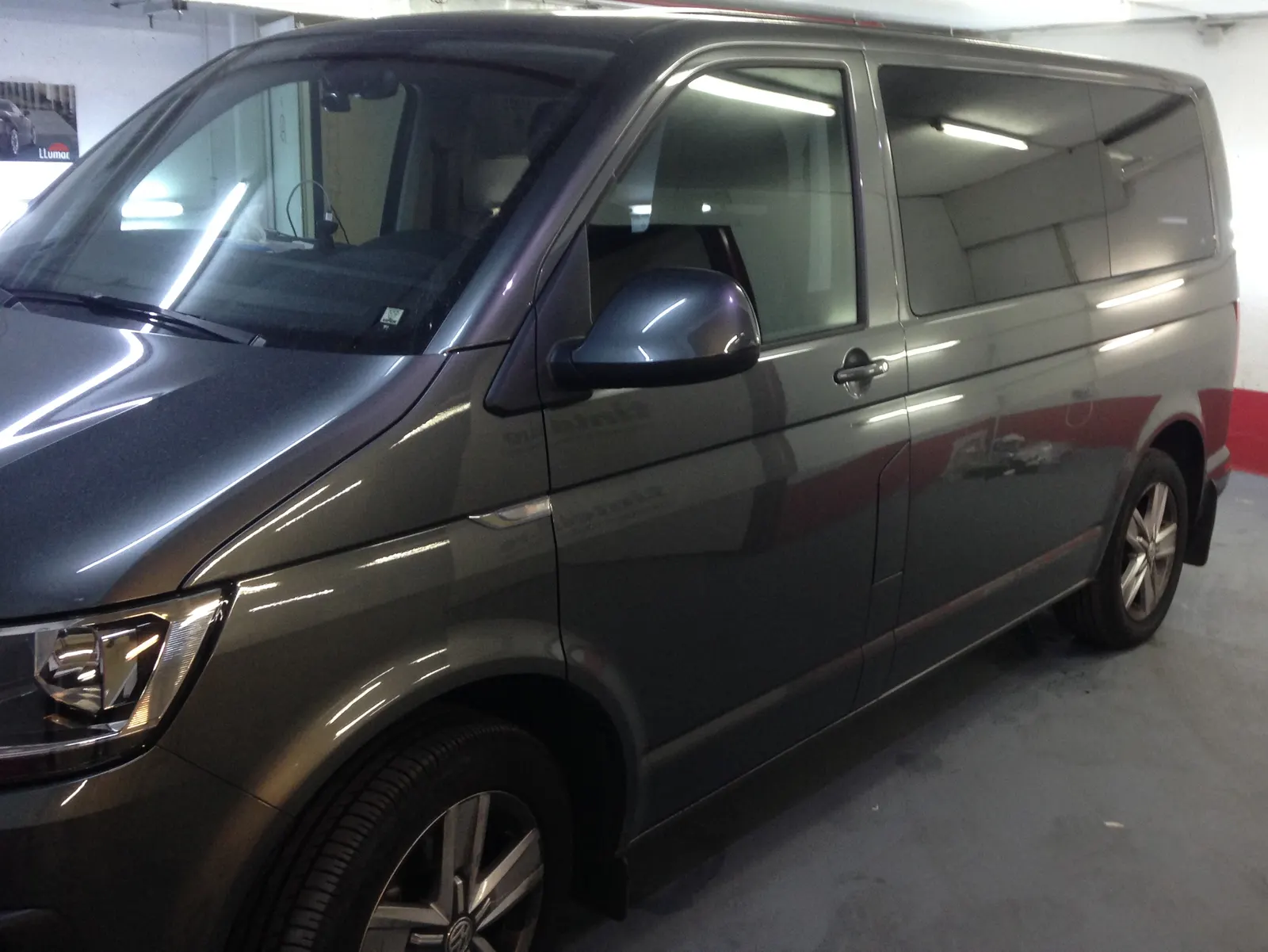 montaj folie Multivan T6 Indium Grey Metallic service RAR